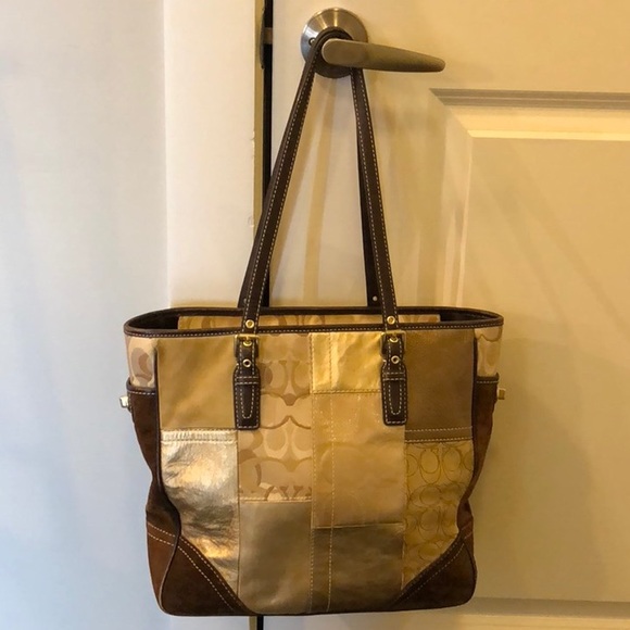 Coach Handbags - VINTAGE Coach Tote Bag